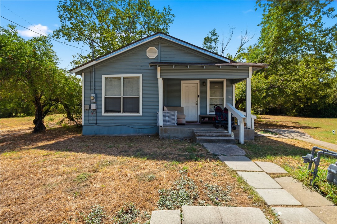 709 East Martin Luther King Jr Street Property Photo 1