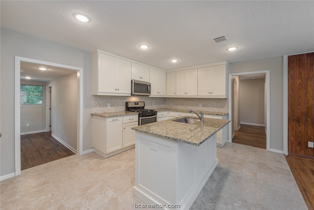 404 Day Avenue Property Photo 1