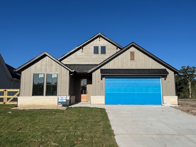 4052 Lakeside Club Drive Property Photo 1