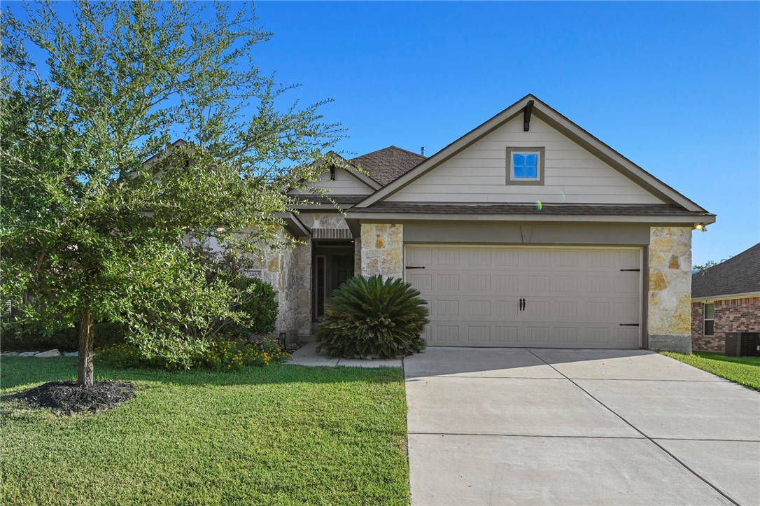 3465 Lockett Hall Circle Property Photo 1