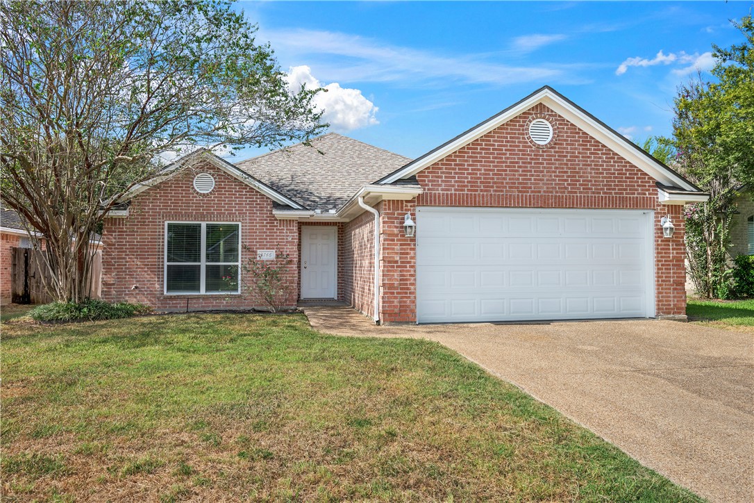 3746 Essen Loop Property Photo 1