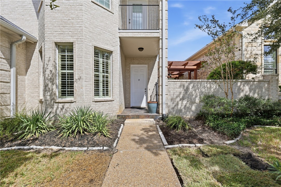 4709 Stonebriar Circle Property Photo 1