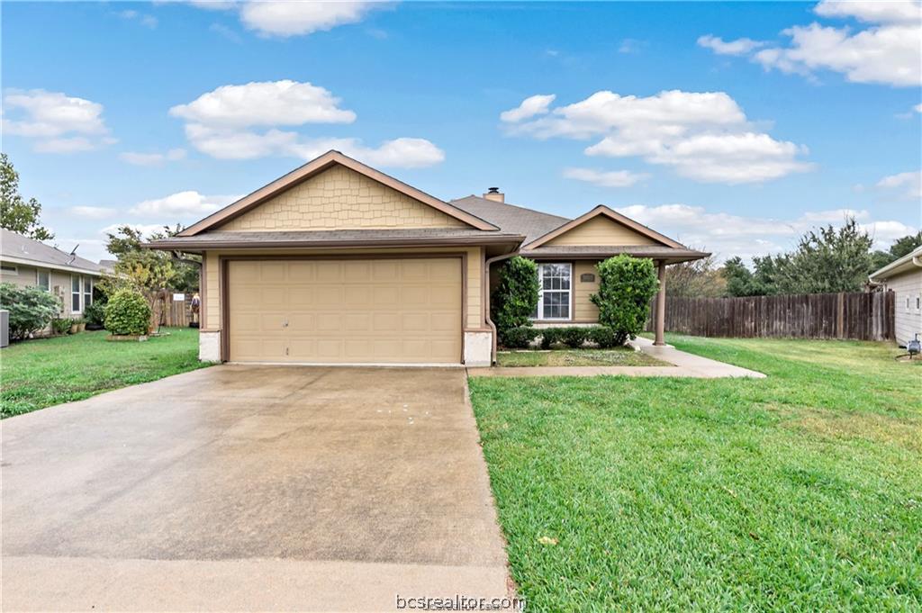 3903 Crown Ridge Court Property Photo 1