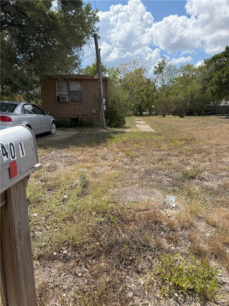 401 Legion Court Property Photo 1