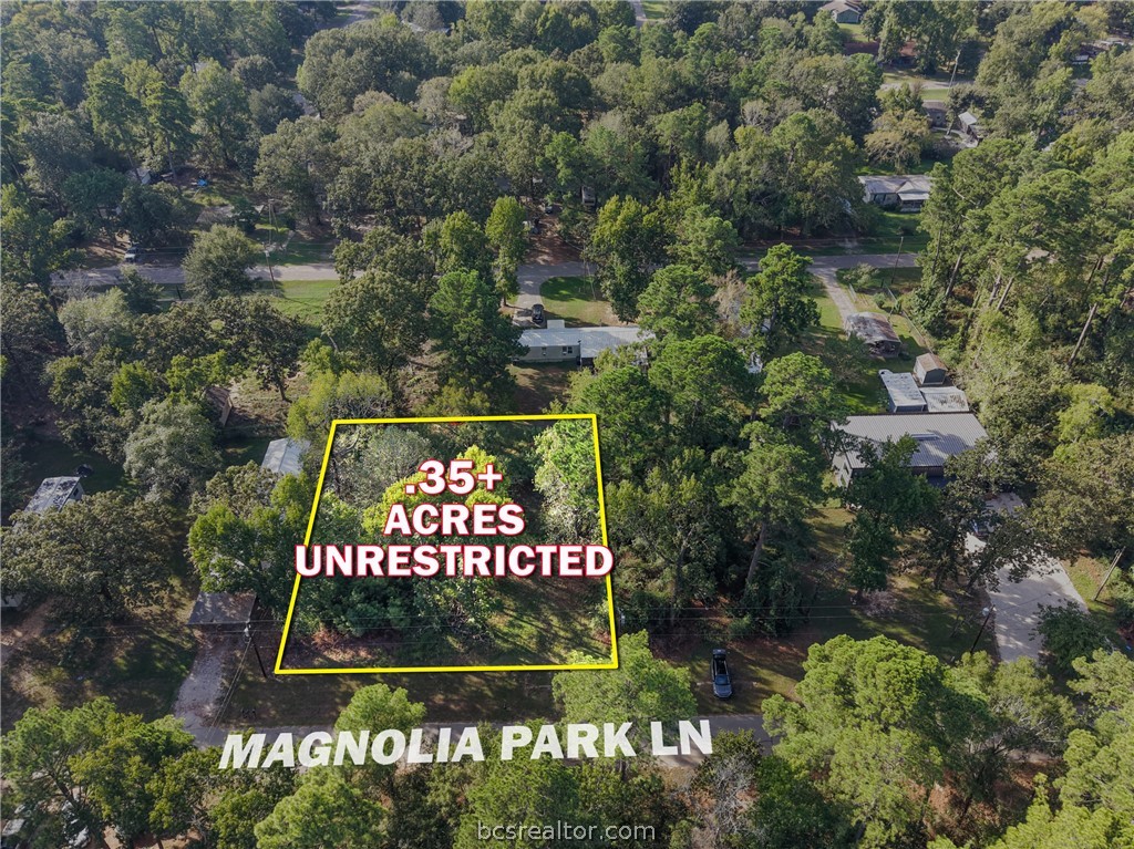 562 Magnolia Park Property Photo 2