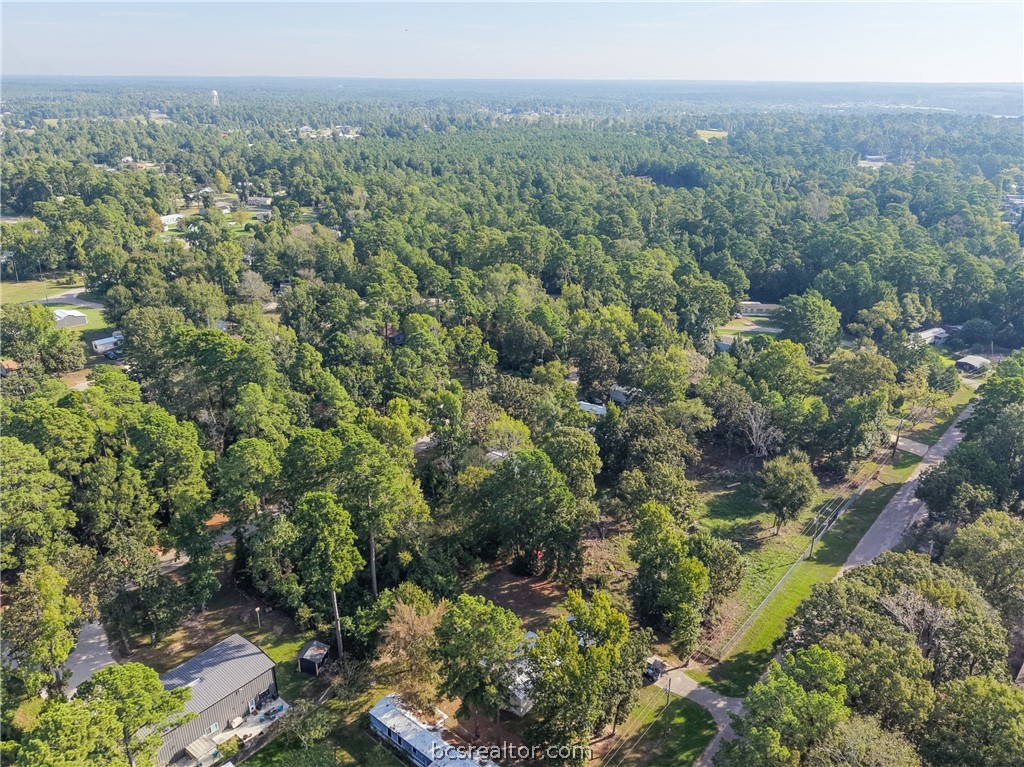 562 Magnolia Park Property Photo 8