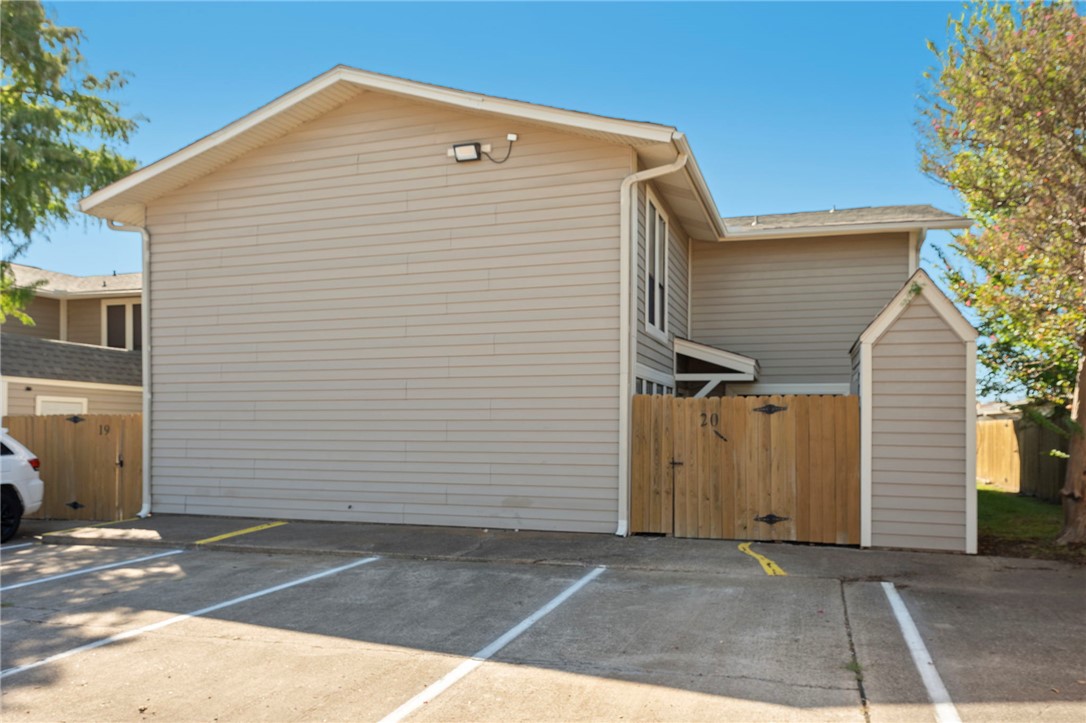 2101 Barak Lane 20 Property Photo 1