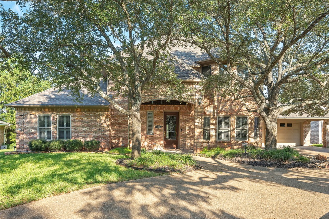 3103 Camelot Drive Property Photo 1