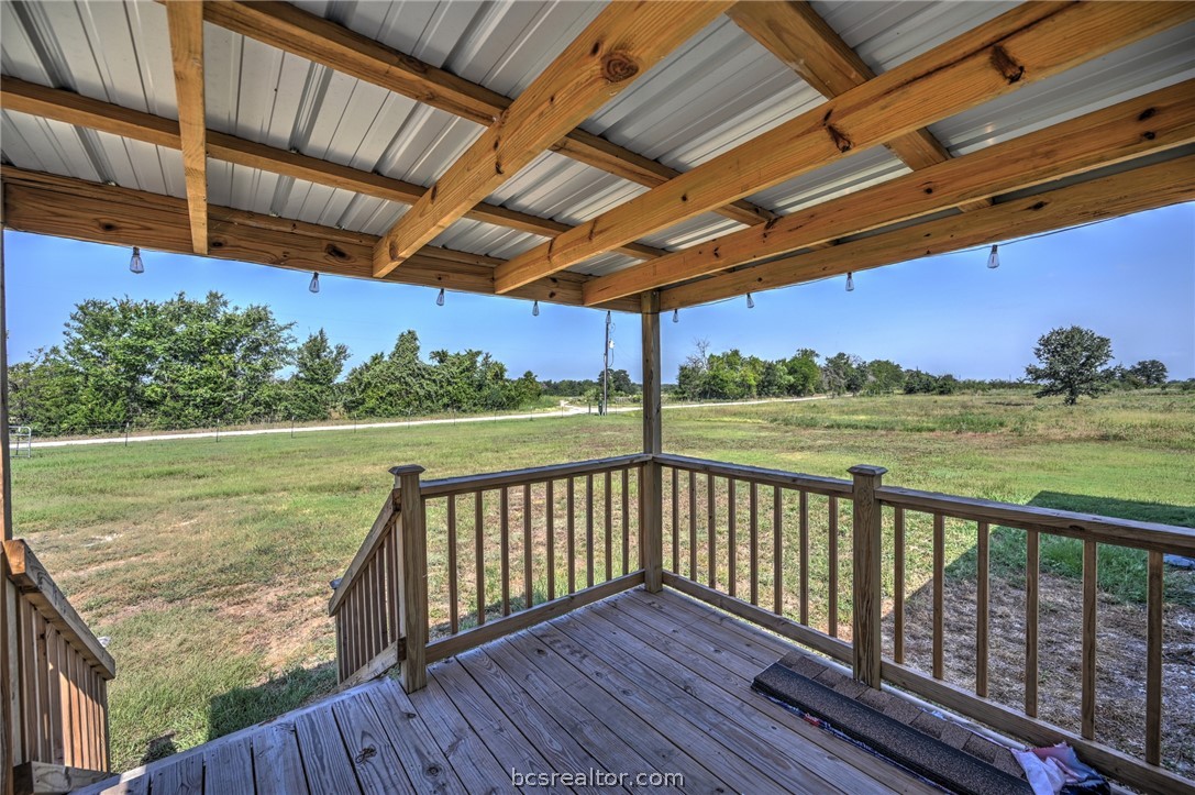 10854 Winn Road Property Photo 7
