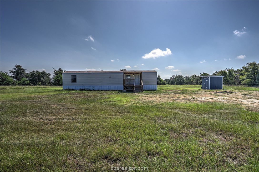 10854 Winn Road Property Photo 9