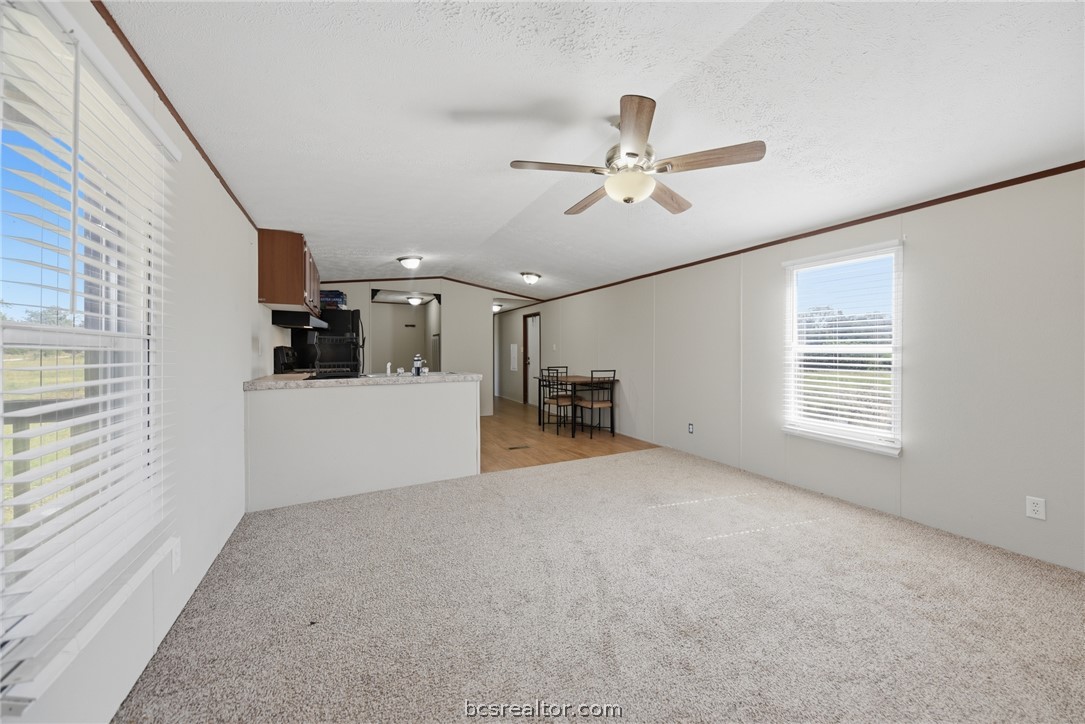 10854 Winn Road Property Photo 12