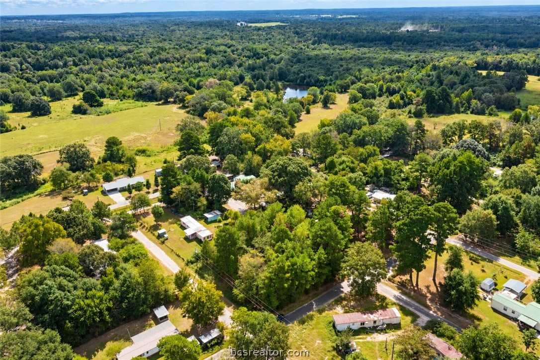 236 County Rd 2174 Property Photo 10
