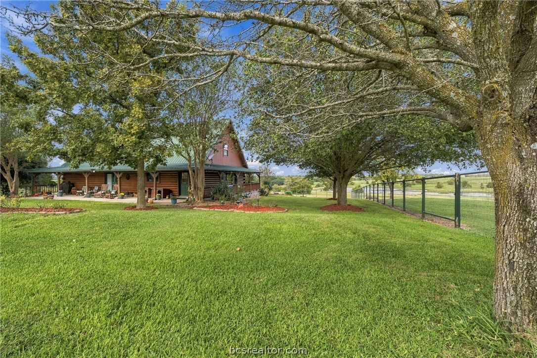 2605 Fm 149 Road E Property Photo 1