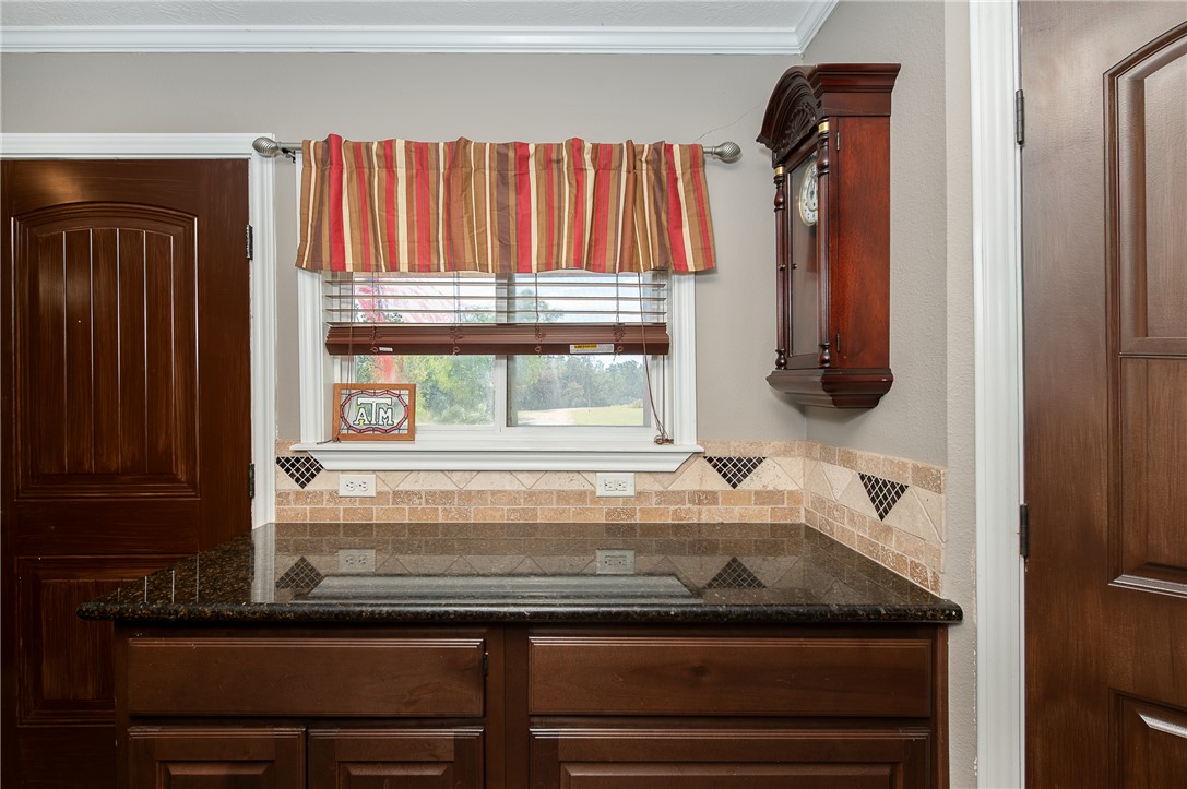 4901 & 4945 Leonard Road Property Photo 18