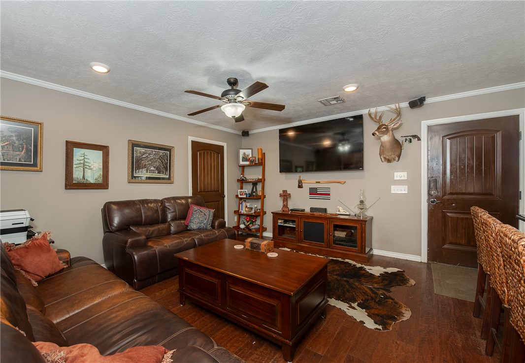 4901 & 4945 Leonard Road Property Photo 19