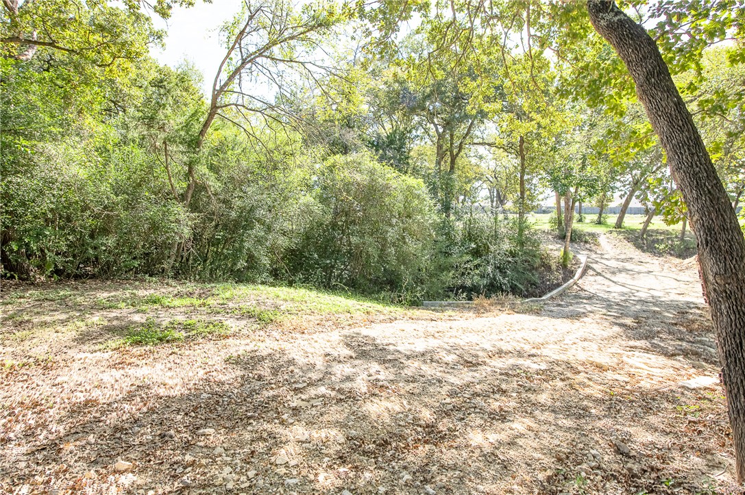 4901 & 4945 Leonard Road Property Photo 26