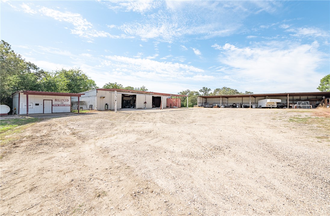 4901 & 4945 Leonard Road Property Photo 30