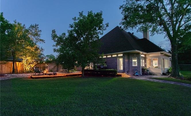 8401 Whiterose Court Property Photo 1