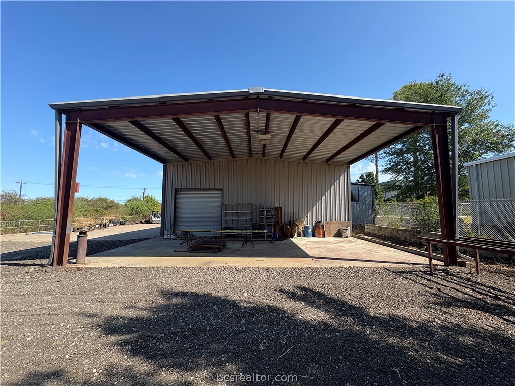 729 North Harvey Mitchell Parkway Property Photo 11