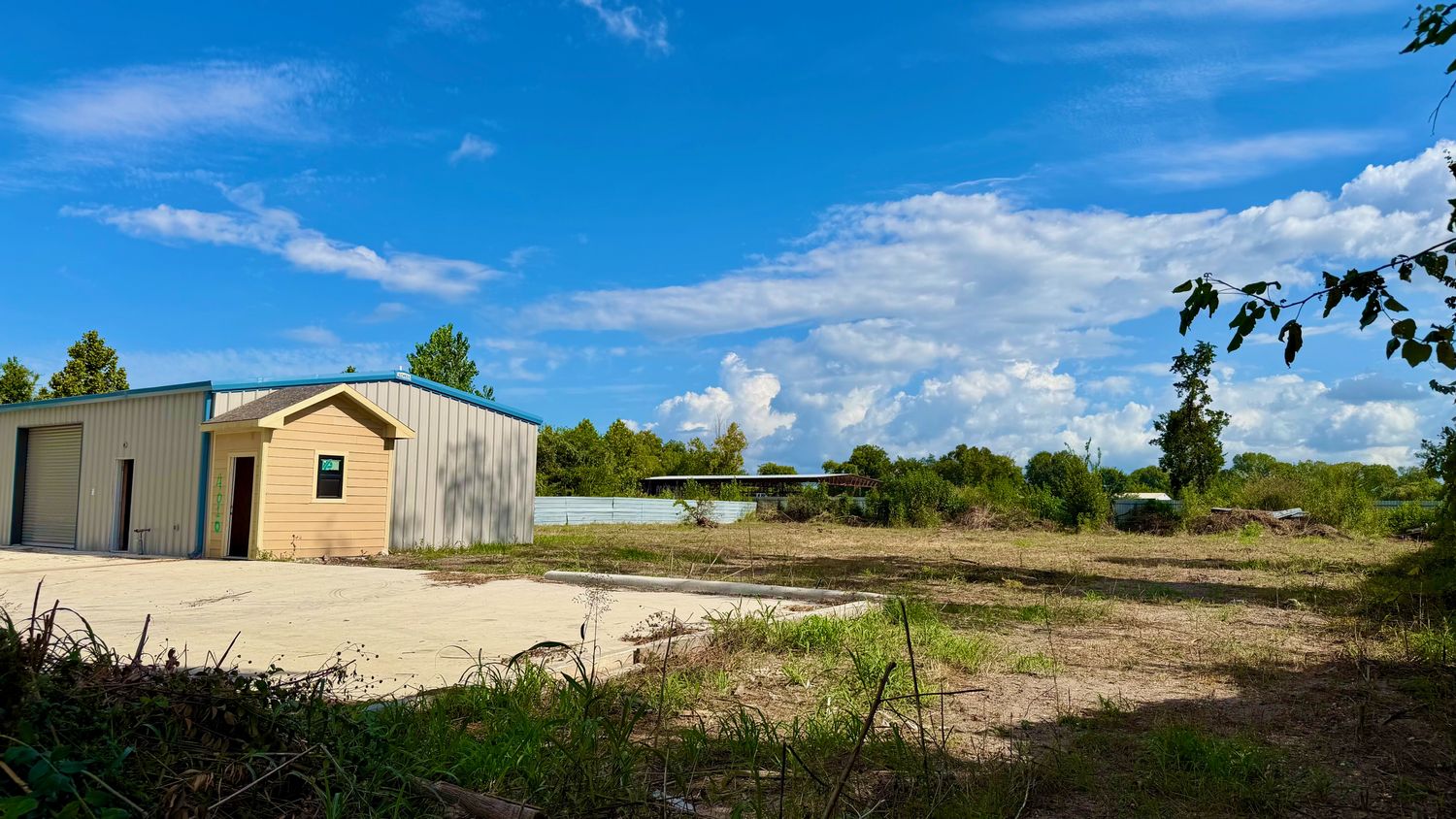 4010 Swingle Road Property Photo 4