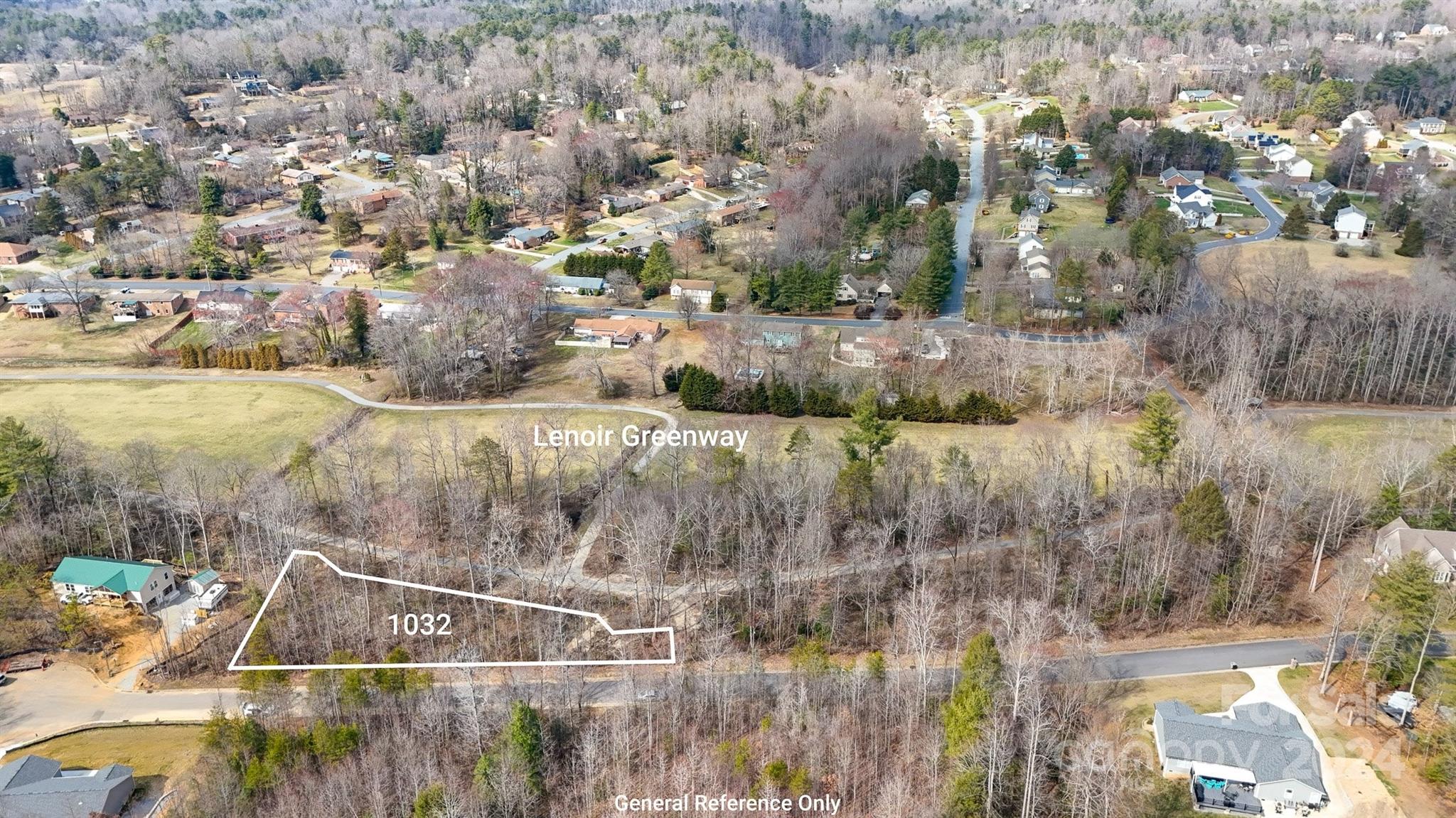 1032 Williamsburg Drive Property Photo 3