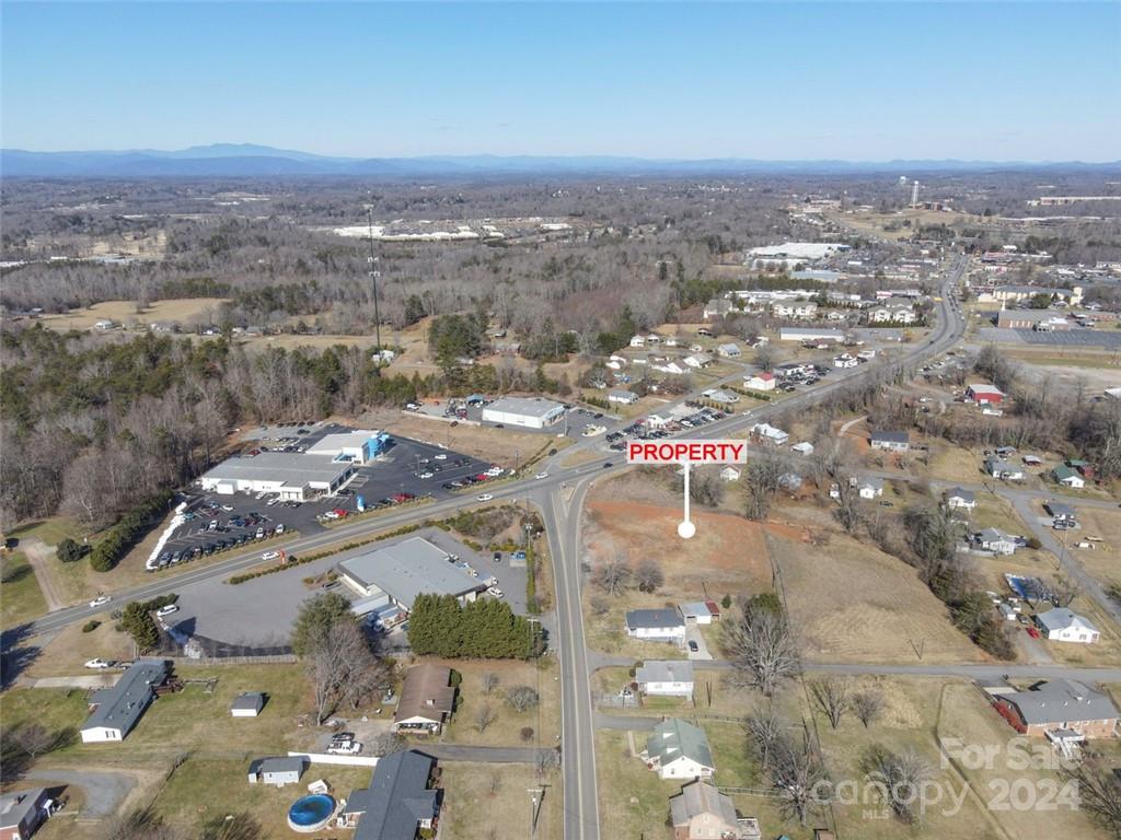 307 Salem Road Property Photo 3