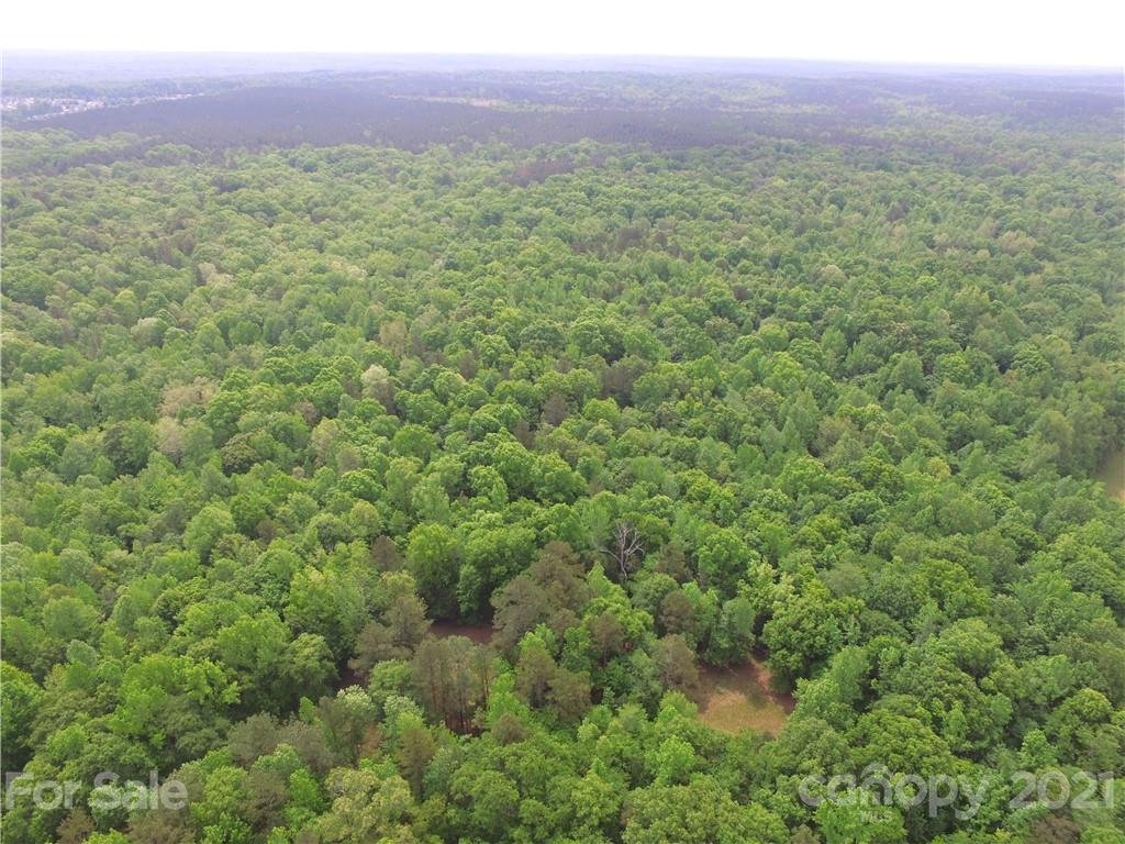 000 Van Wyck Road Property Photo 10