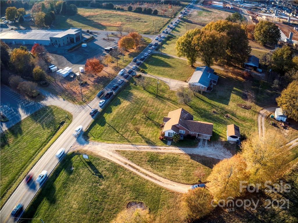 768 River Highway Property Photo 28