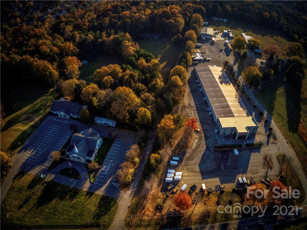 768 River Highway Property Photo 42