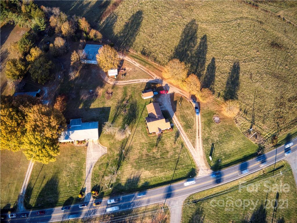 768 River Highway Property Photo 45