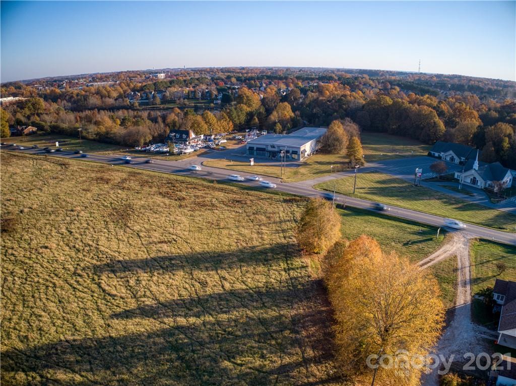 768 River Highway Property Photo 19