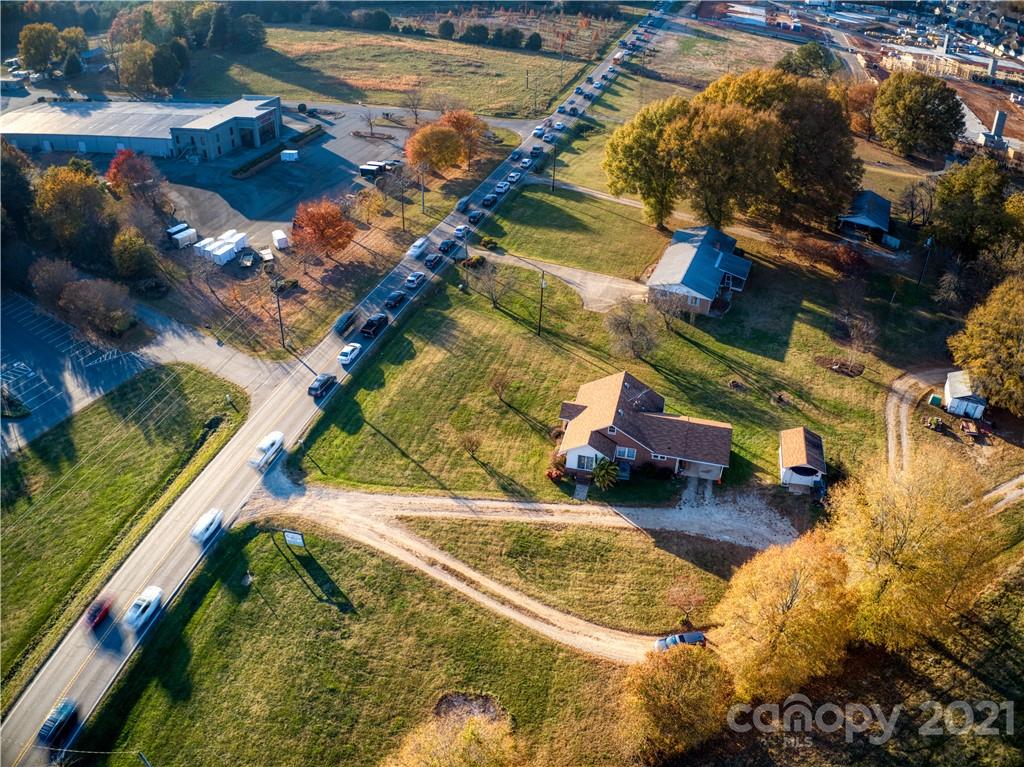 768 River Highway Property Photo 30