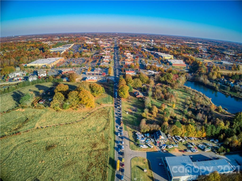 768 River Highway Property Photo 46
