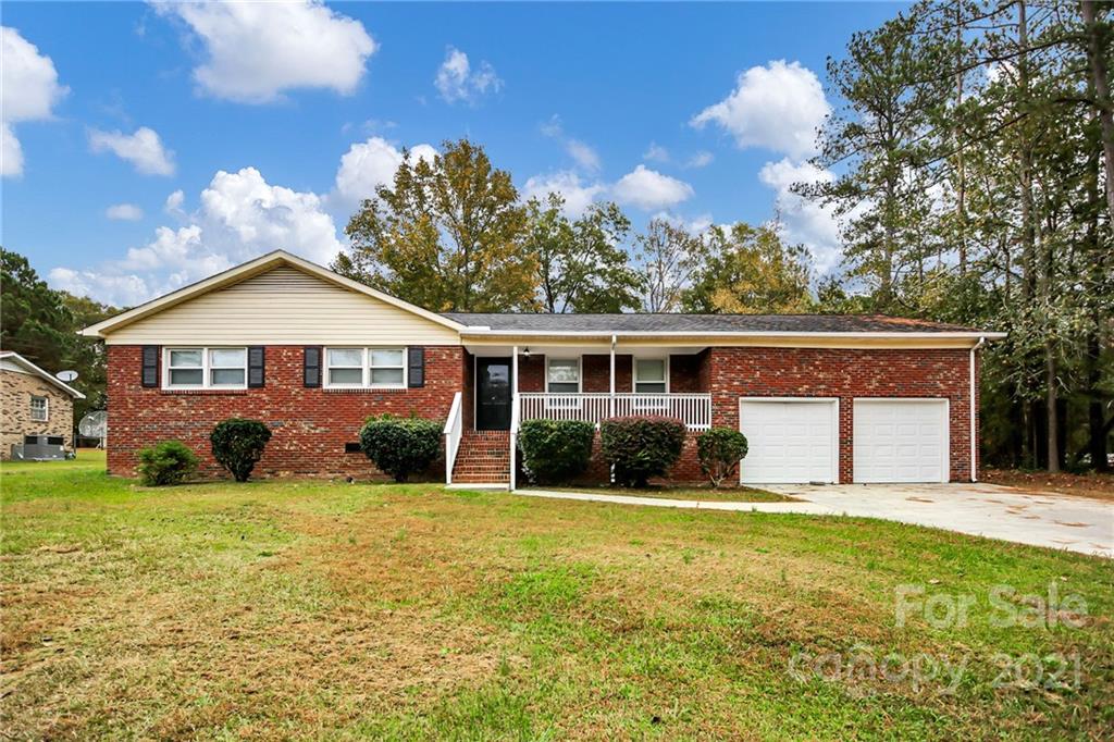 2599 Lewis Drive Property Photo 2