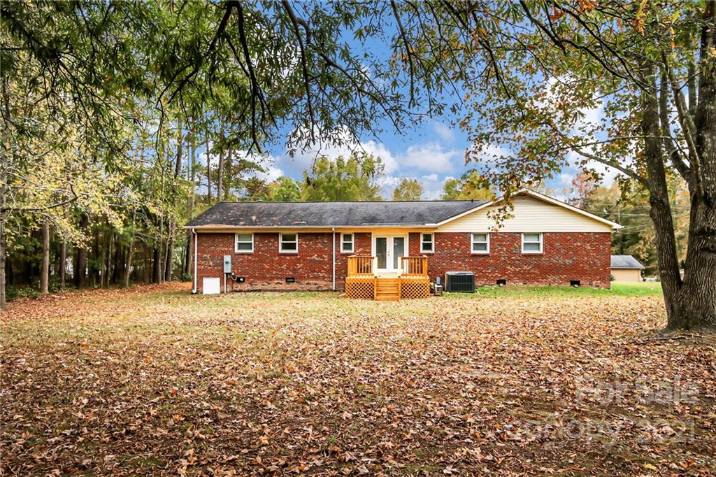 2599 Lewis Drive Property Photo 6