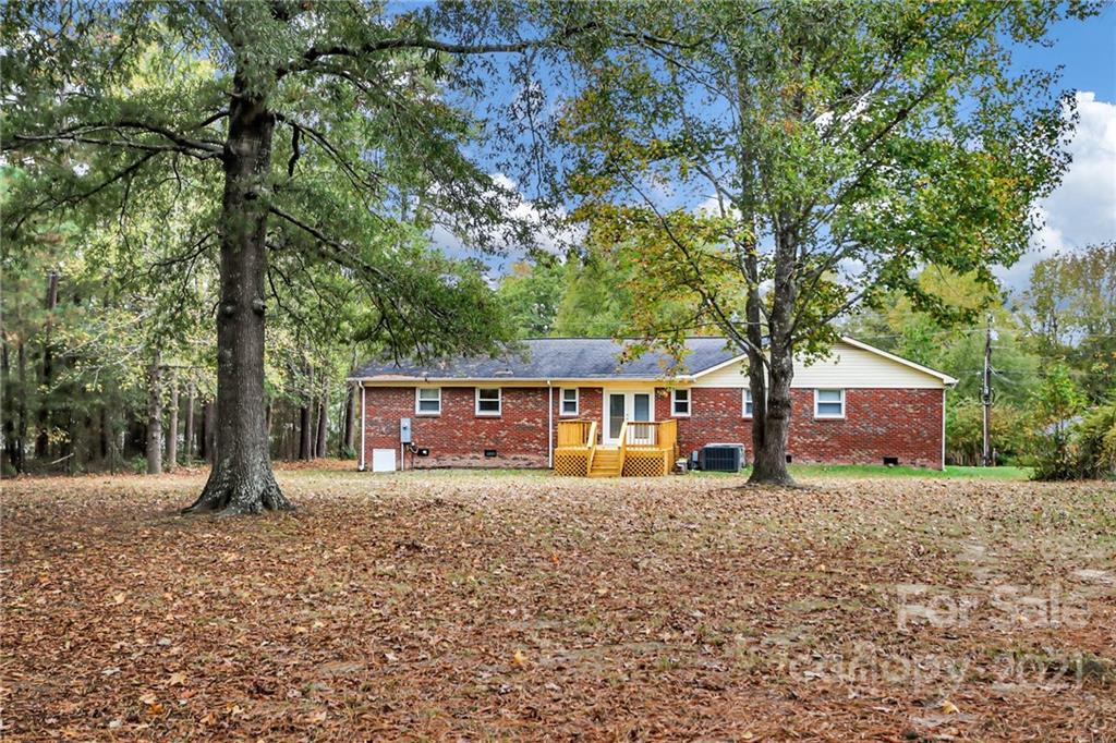 2599 Lewis Drive Property Photo 8