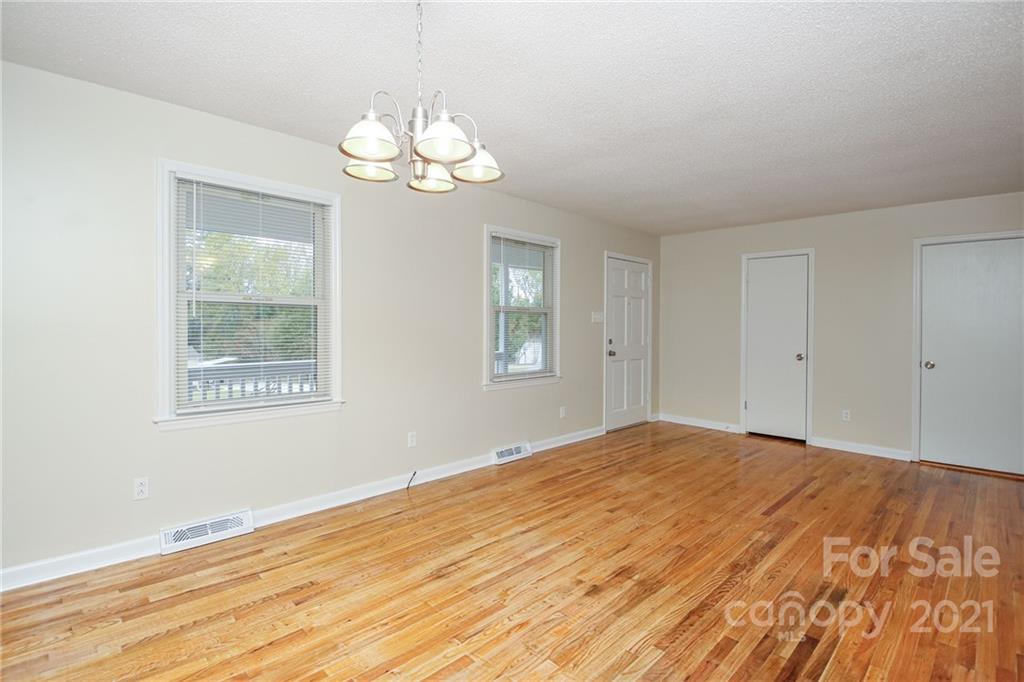 2599 Lewis Drive Property Photo 16