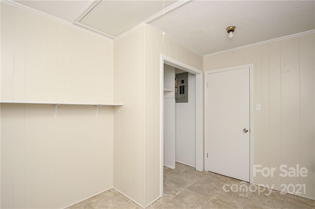 2599 Lewis Drive Property Photo 24
