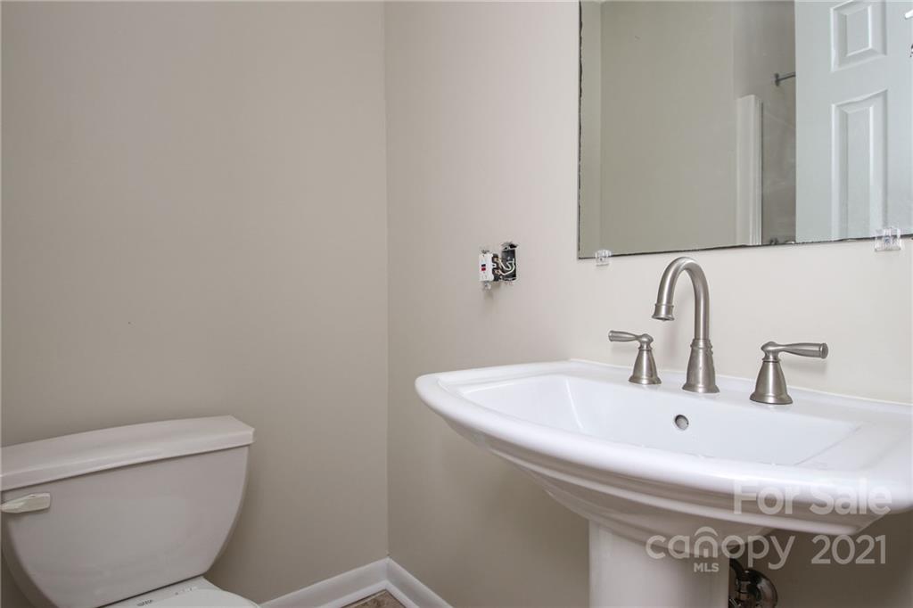 2599 Lewis Drive Property Photo 43