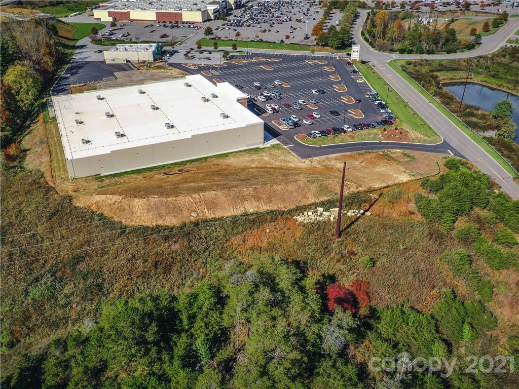 99999 Northridge Commons Parkway 1 Property Photo 10