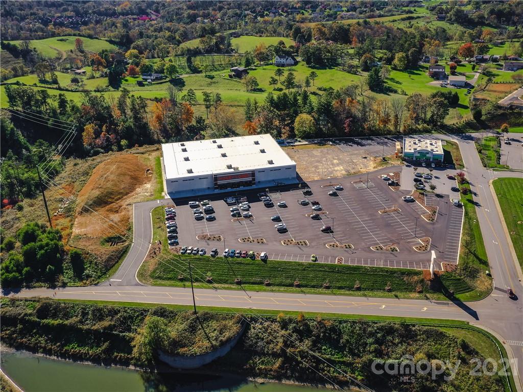 99999 Northridge Commons Parkway 1 Property Photo 14