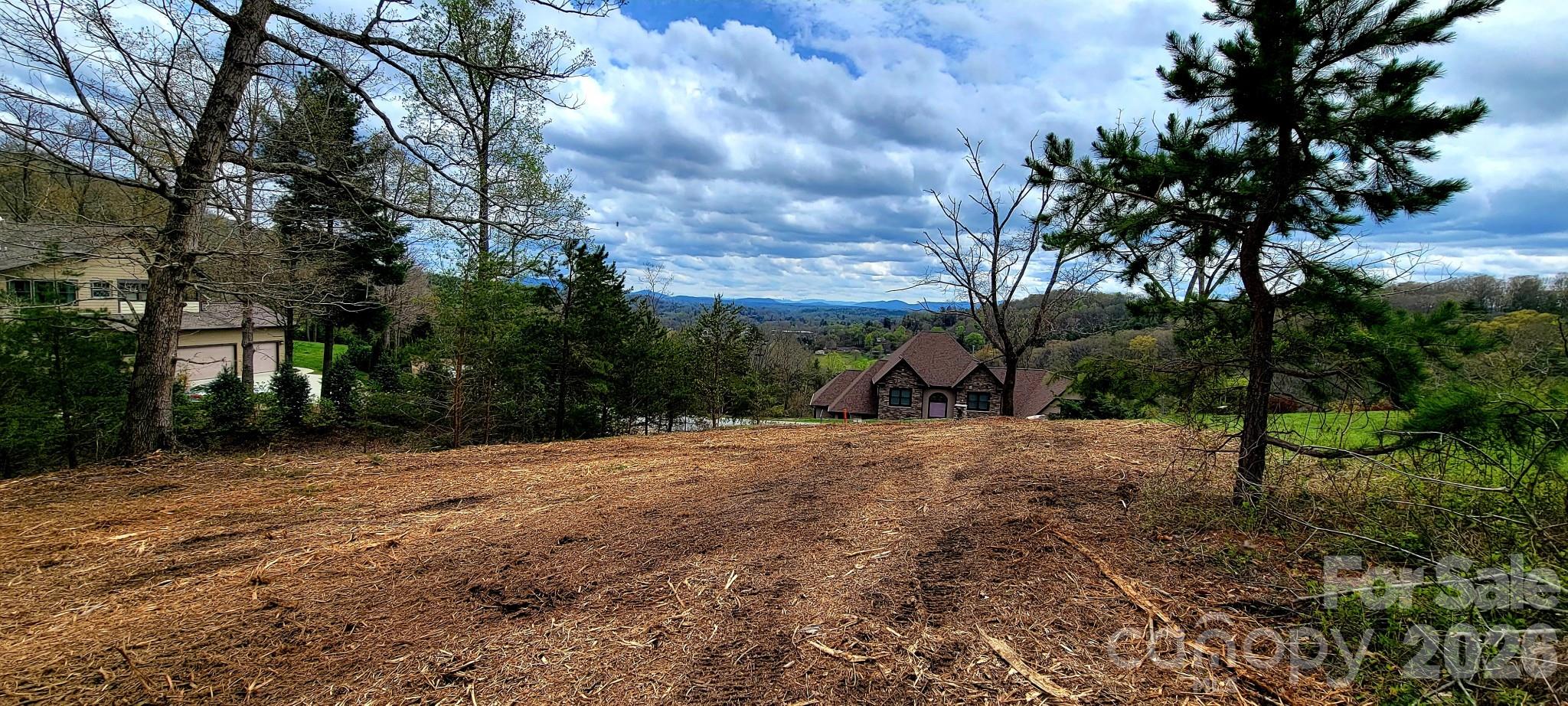 8 English Hills Drive Property Photo 7