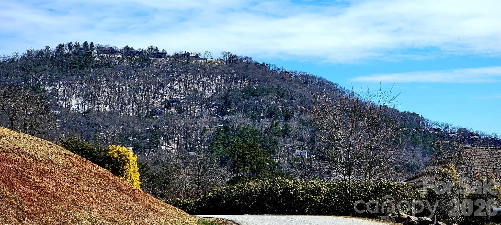 8 English Hills Drive Property Photo 9