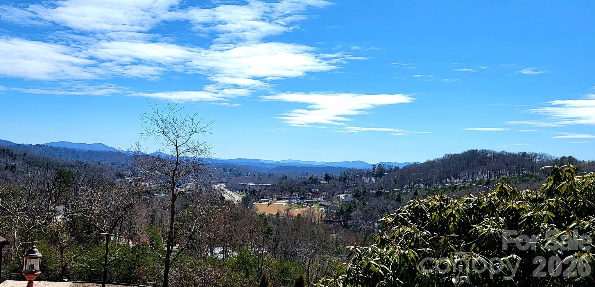 8 English Hills Drive Property Photo 15
