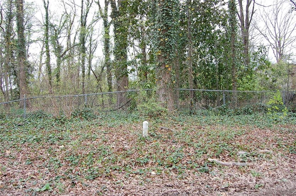 1002 Kingswood Drive Property Photo