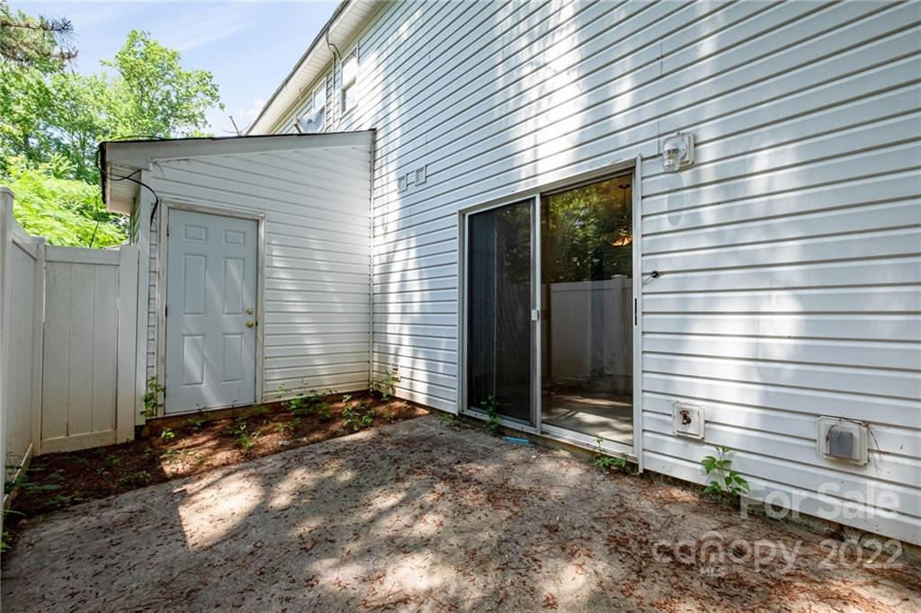 4126 Birch Leaf Court Property Photo 3