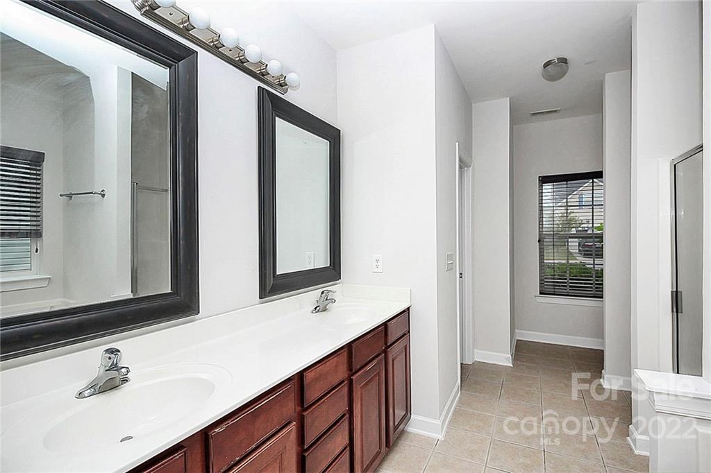 517 Dockside Lane Property Photo 8