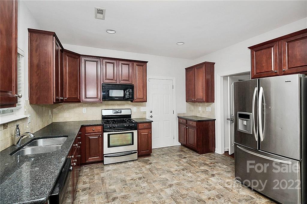 517 Dockside Lane Property Photo 18