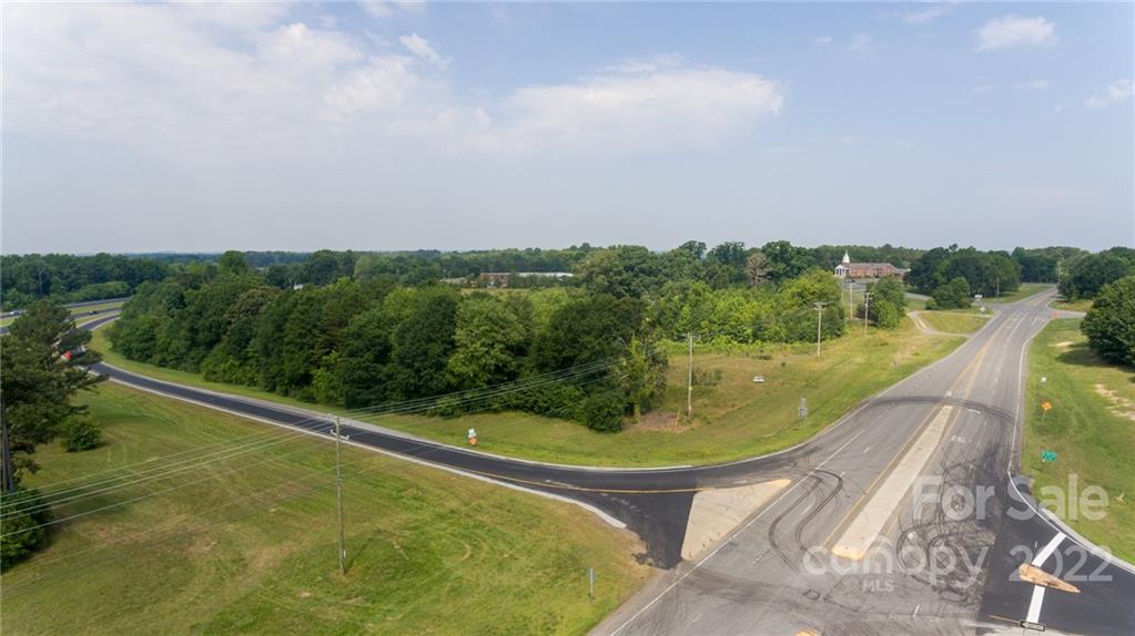 103 Stony Point Road Property Photo 1