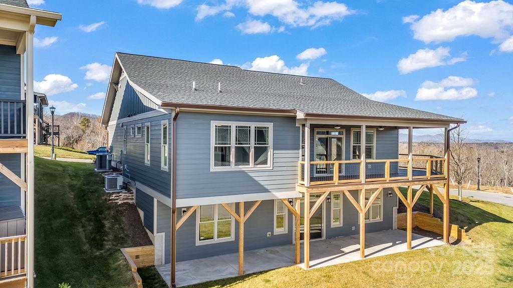 175 Waightstill Drive Property Photo 4